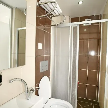 Guest house Hakan Aile