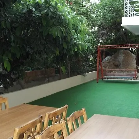 Hakan Aile Gasthuis 2*